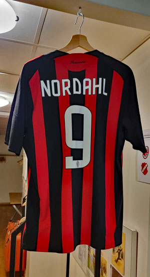 Gunnar Nordahl Milan